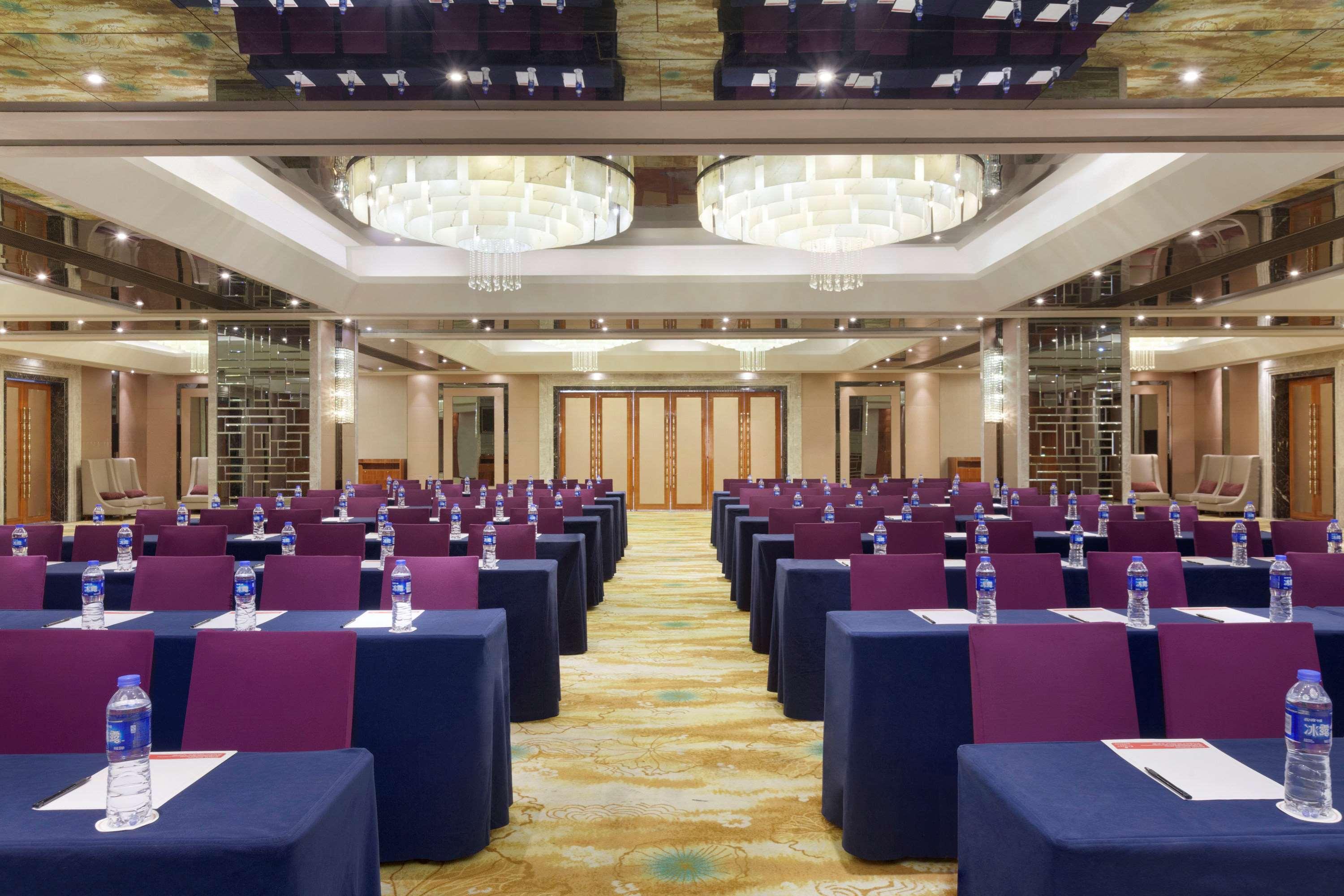 Ramada Foshan Hotel Kültér fotó