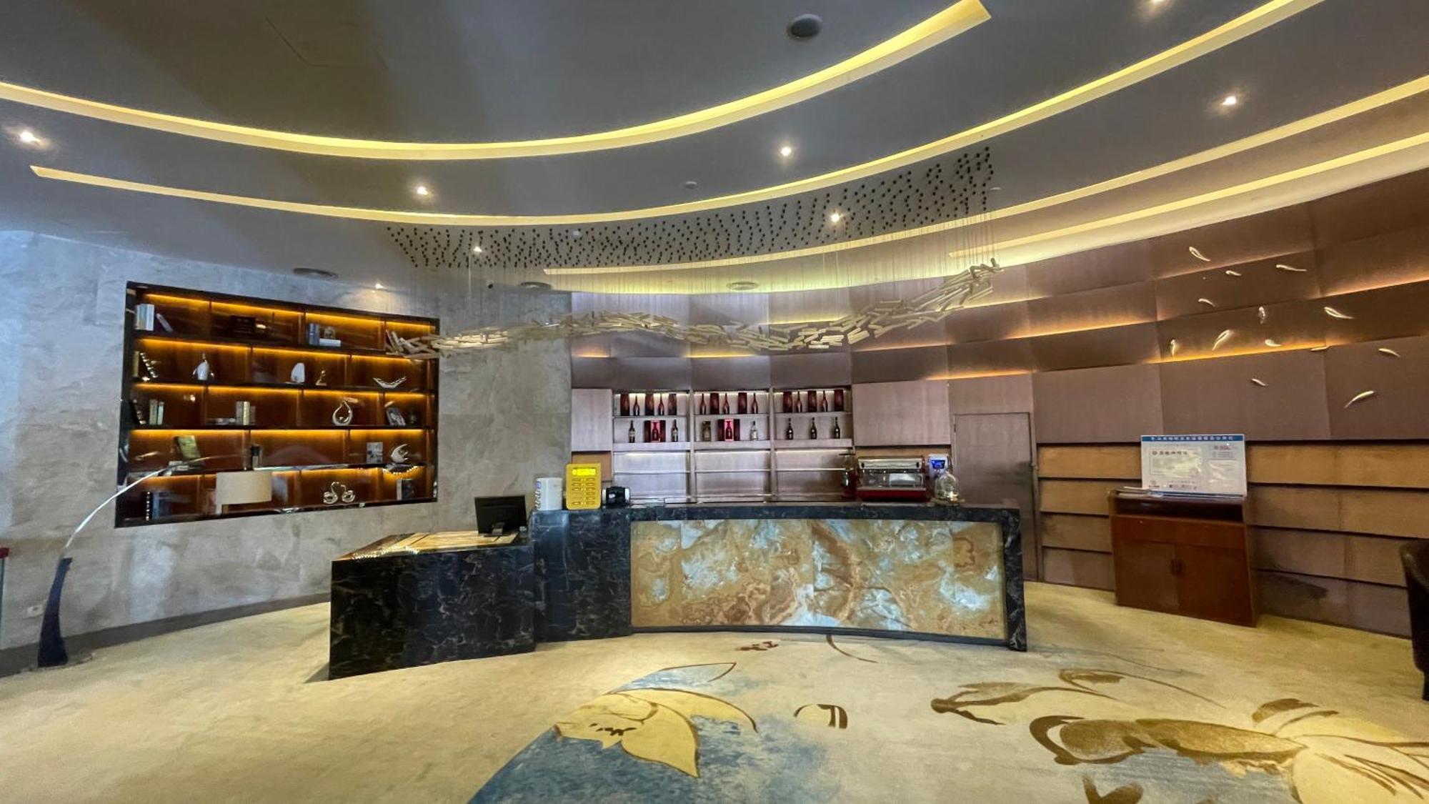 Ramada Foshan Hotel Kültér fotó