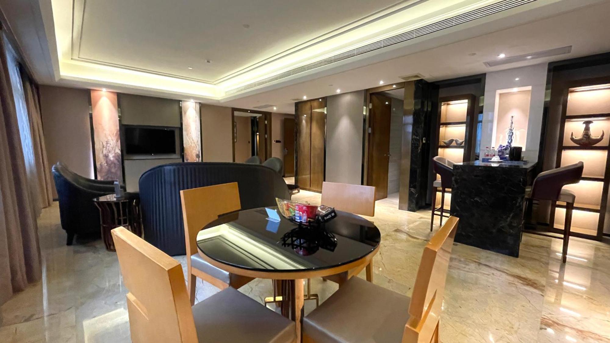 Ramada Foshan Hotel Kültér fotó