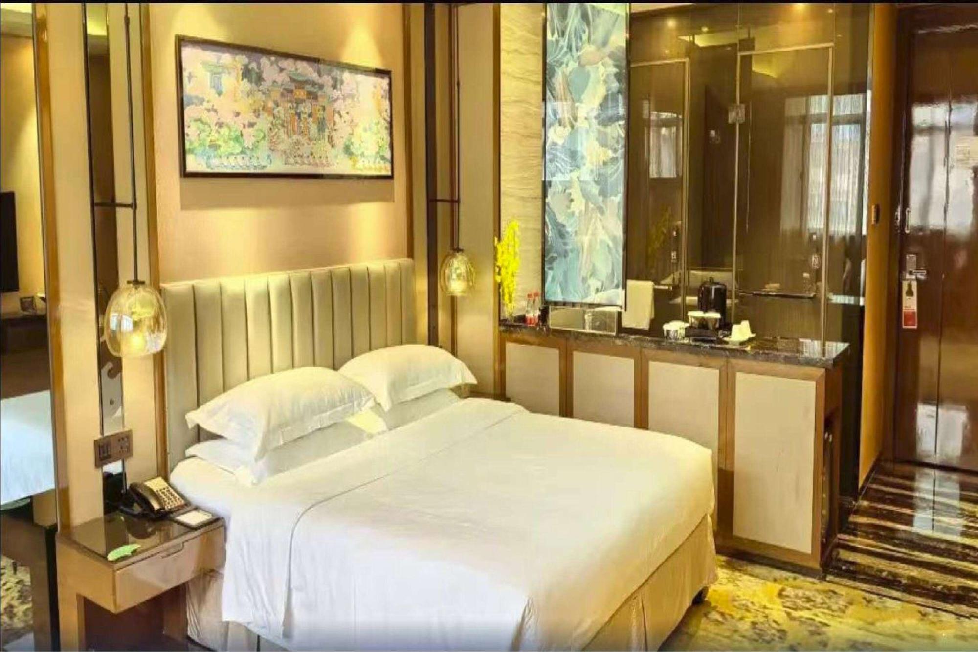Ramada Foshan Hotel Kültér fotó