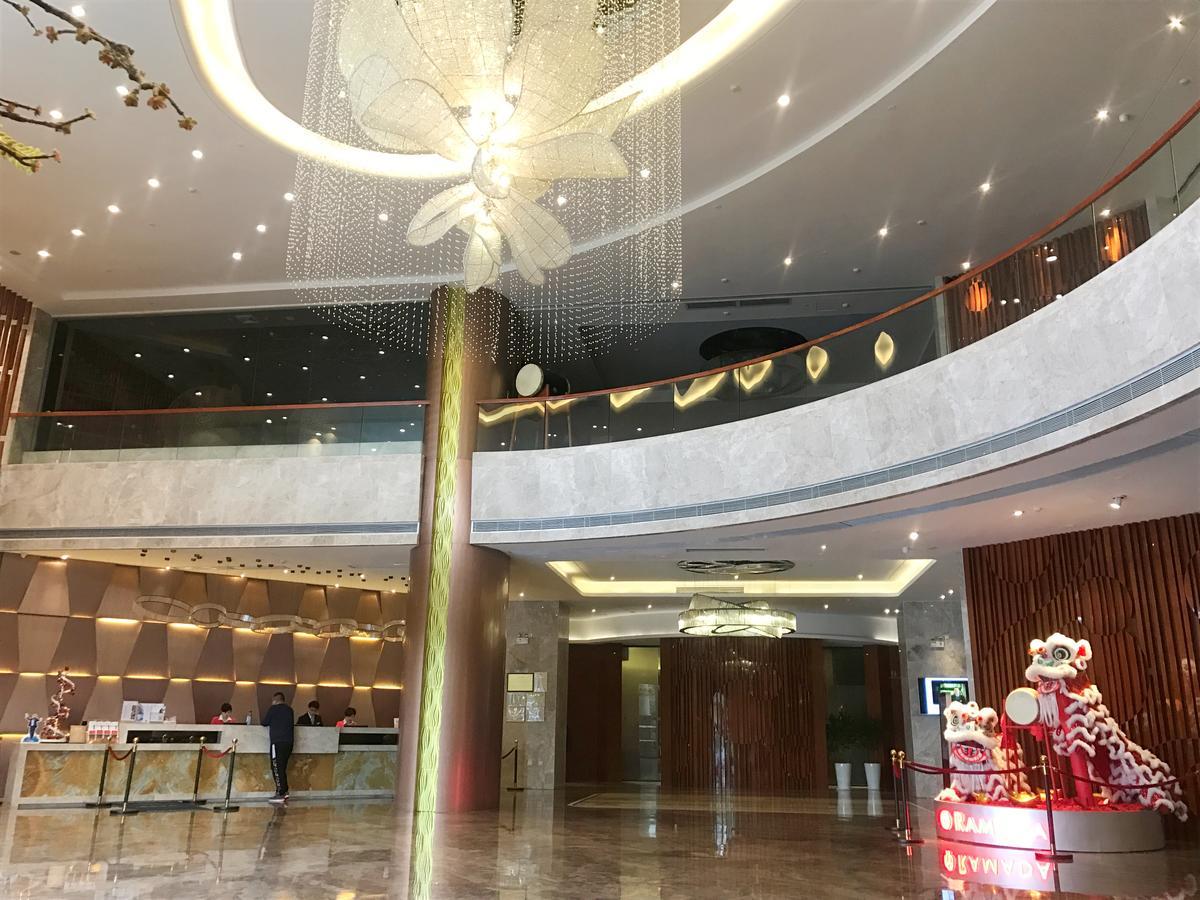 Ramada Foshan Hotel Kültér fotó